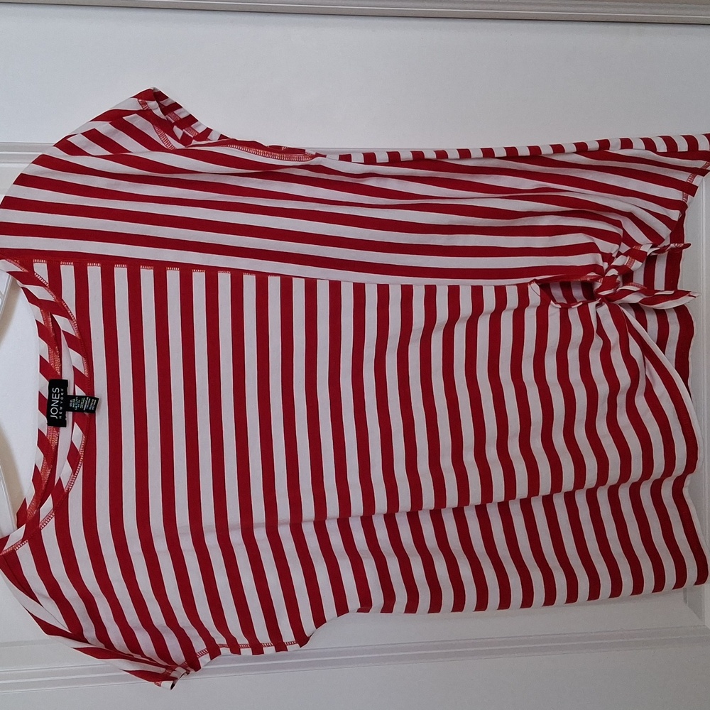Jones NY Striped T-Shirt Size XL Red White Cotton Modal Blend EUC Tie Knot
